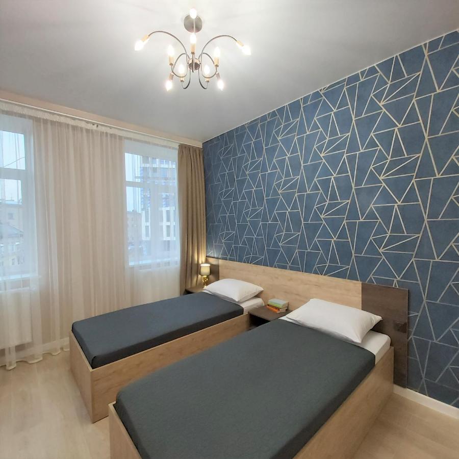 3 Bedroom, 2 Bathroom Apartment Near Forum Lviv Eksteriør bilde