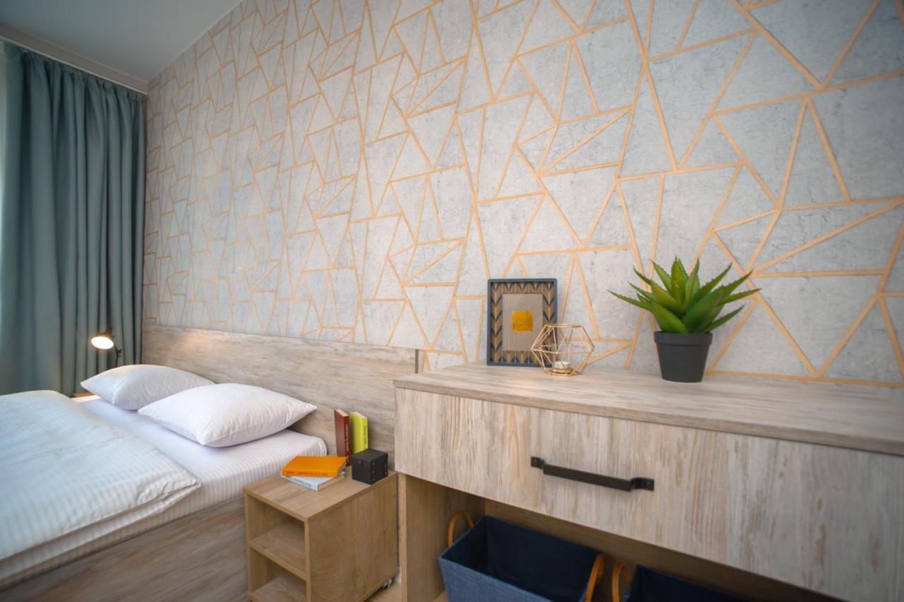 3 Bedroom, 2 Bathroom Apartment Near Forum Lviv Eksteriør bilde