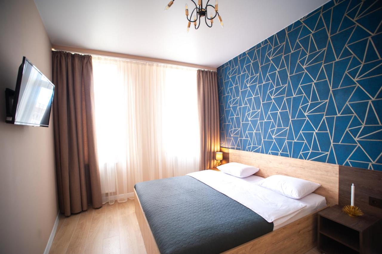 3 Bedroom, 2 Bathroom Apartment Near Forum Lviv Eksteriør bilde