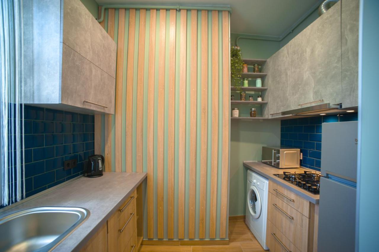 3 Bedroom, 2 Bathroom Apartment Near Forum Lviv Eksteriør bilde